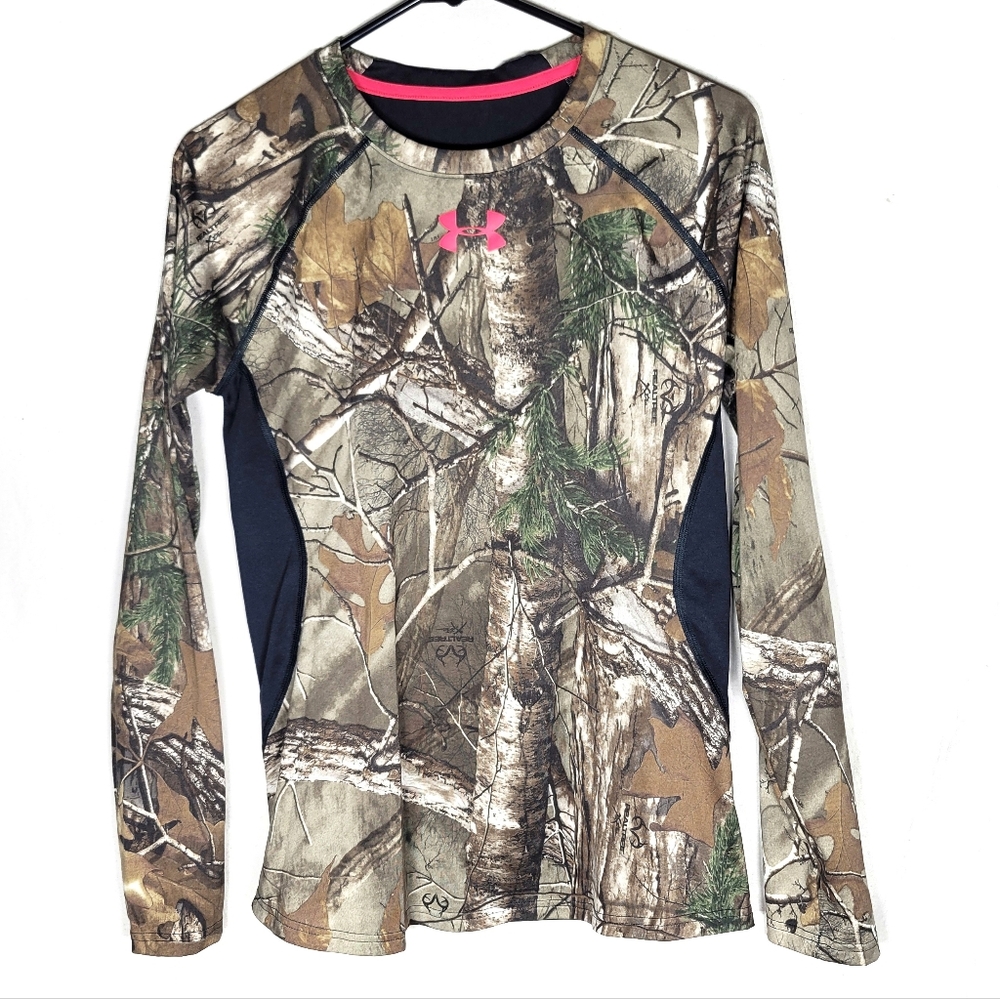 Under Armour Women’s Pink Accent Camo Long Sleeve Top